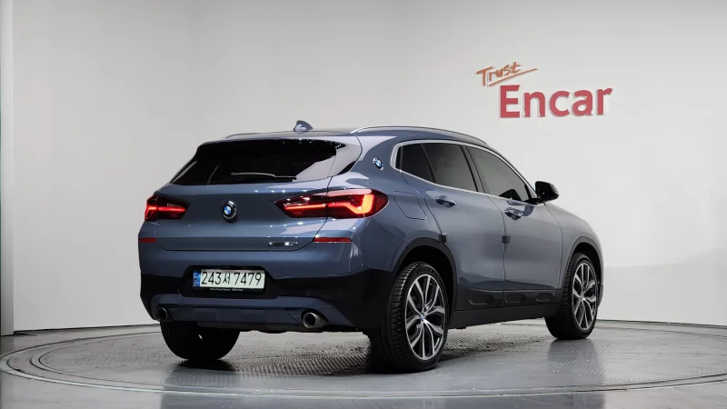 BMW X2