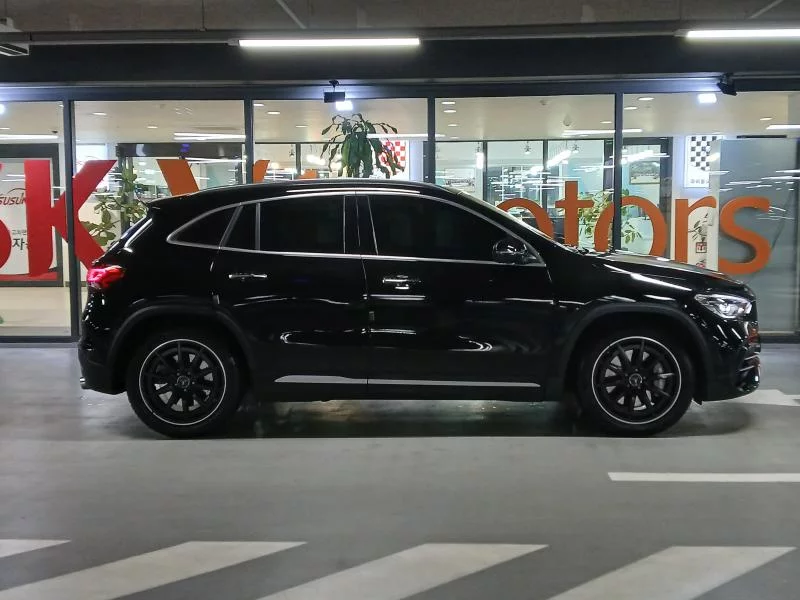 Mercedes-Benz GLA-Class