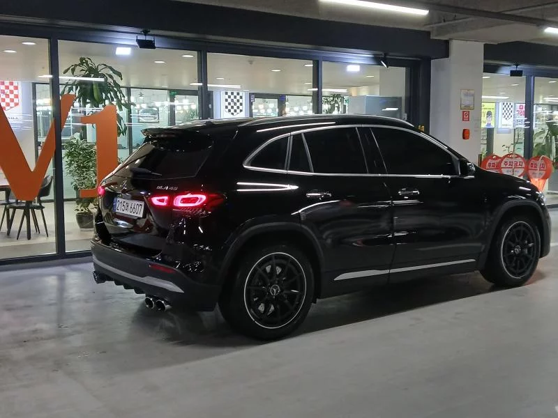 Mercedes-Benz GLA-Class