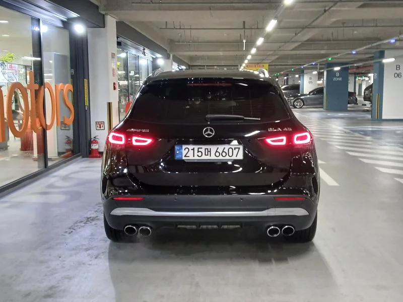 Mercedes-Benz GLA-Class