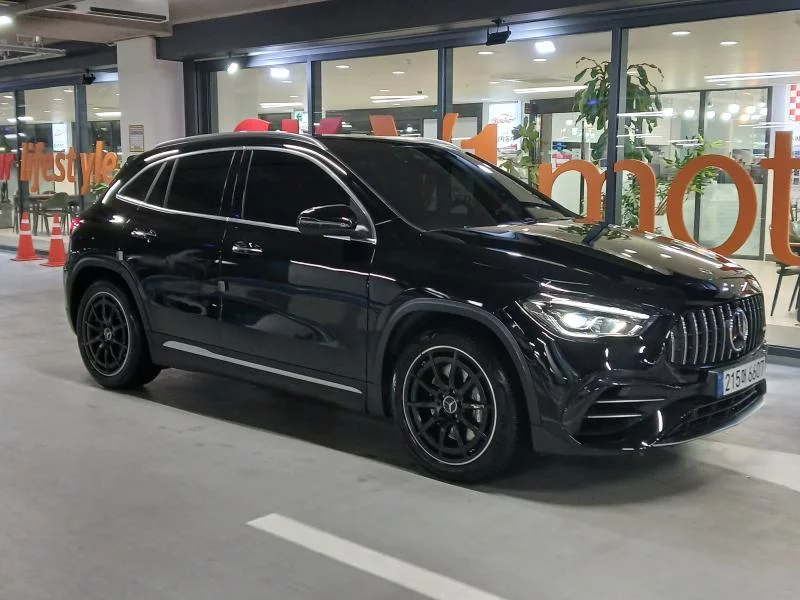 Mercedes-Benz GLA-Class