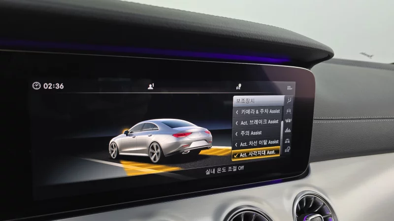 Mercedes-Benz CLS-Class