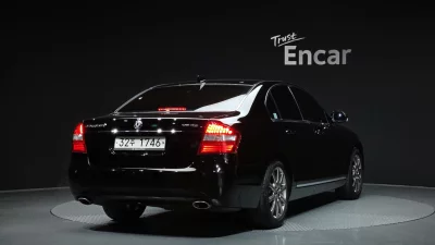 SsangYong Chairman W