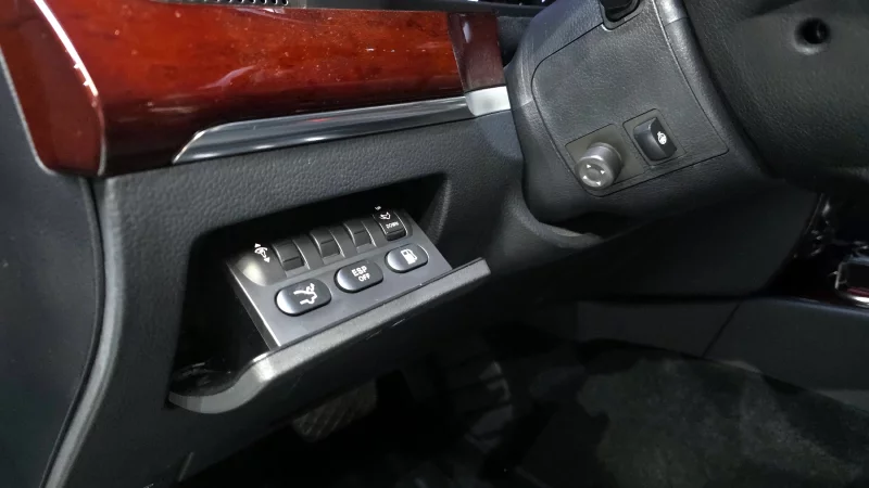 SsangYong Chairman W