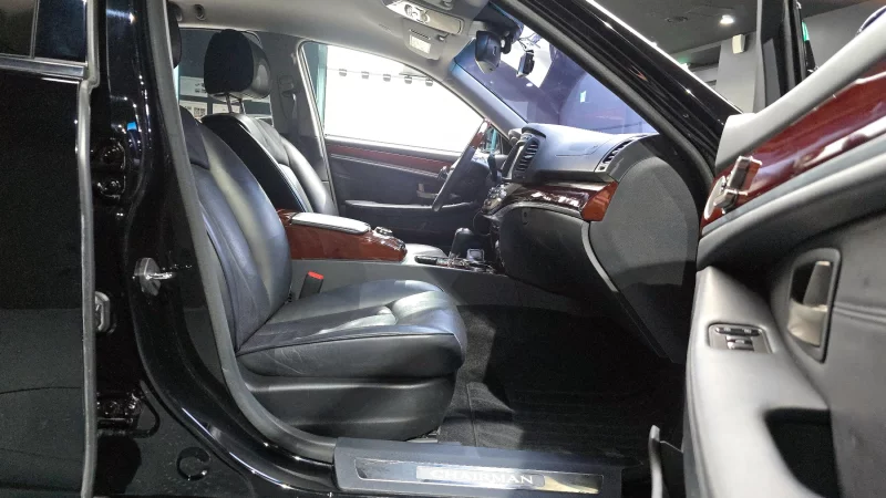 SsangYong Chairman W