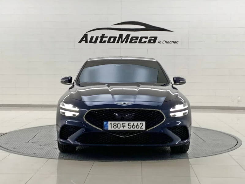Genesis G70