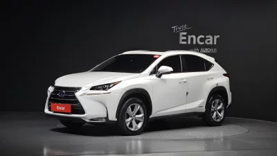 Lexus NX300h