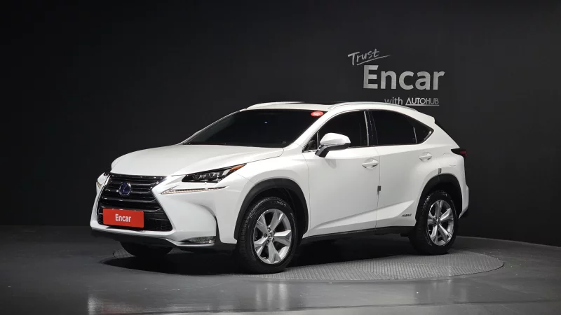 Lexus NX300h