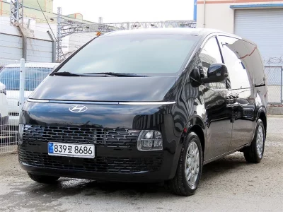 Hyundai Staria