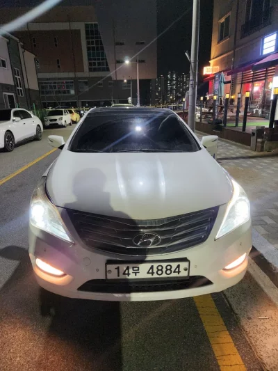 Hyundai Grandeur
