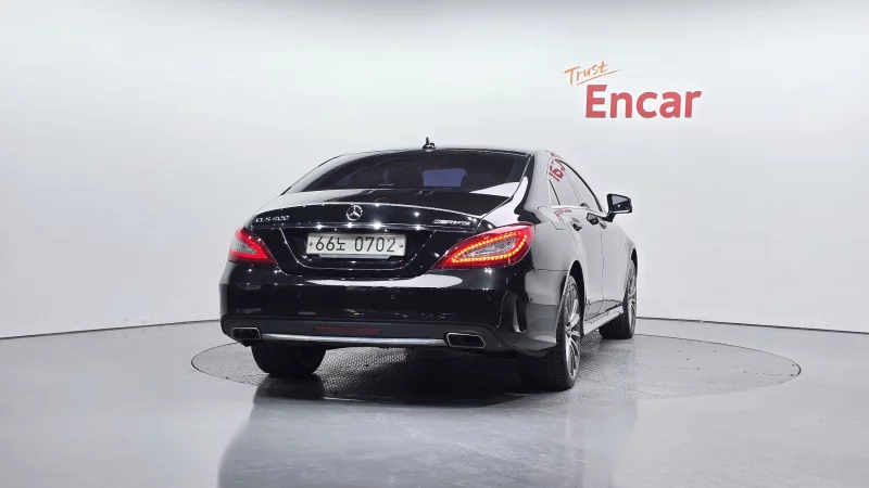 Mercedes-Benz CLS-Class