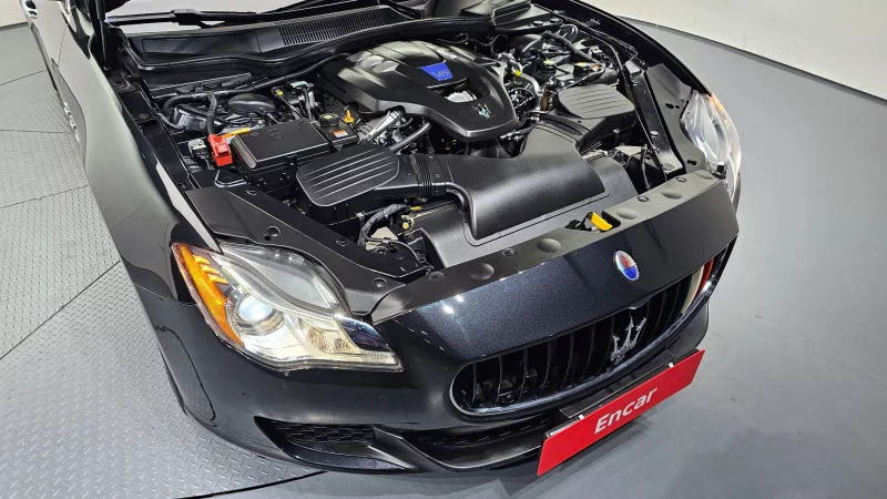 Maserati QUATTROPORTE