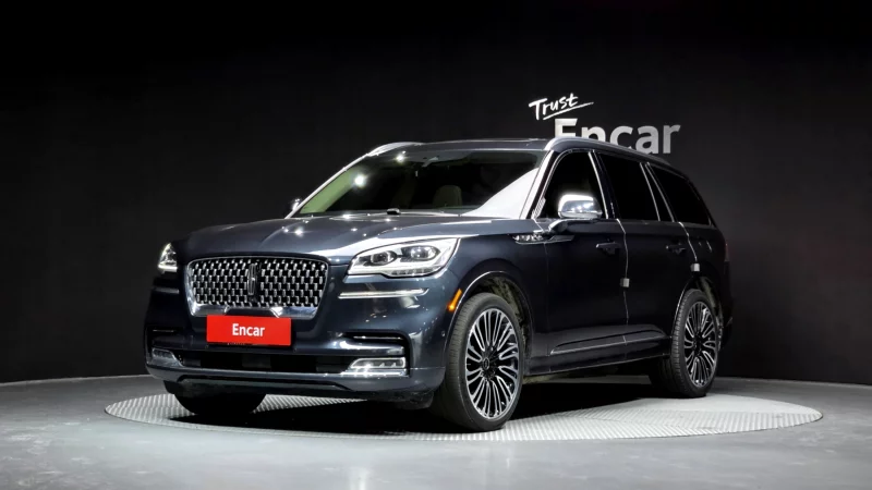 Lincoln AVIATOR