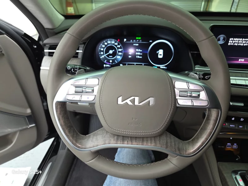 Kia K9