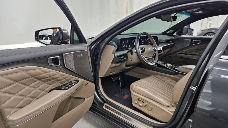 Kia K8