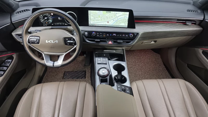 Kia K8