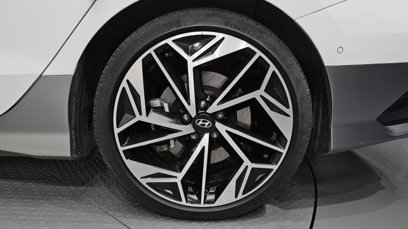 Hyundai Ioniq 6