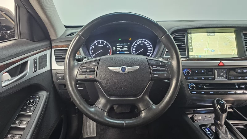 Hyundai Genesis