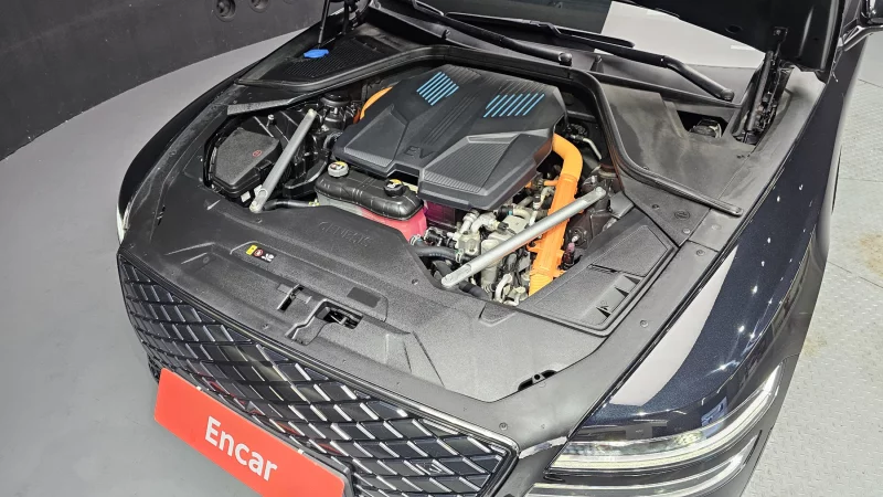 Genesis Electrified G80