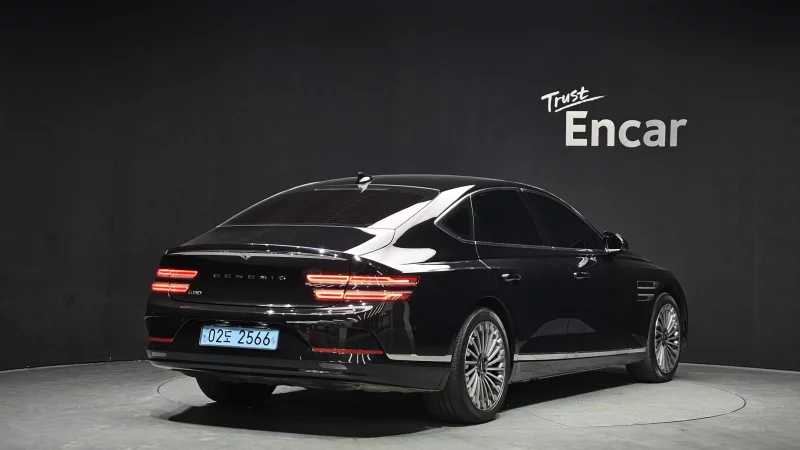 Genesis Electrified G80