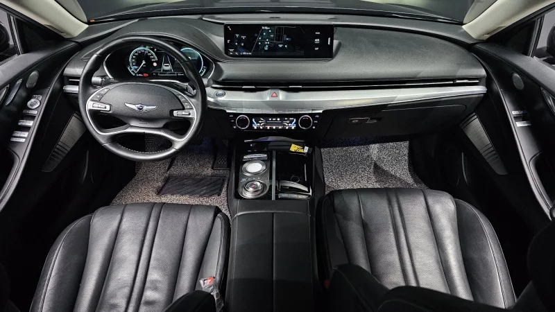 Genesis Electrified G80