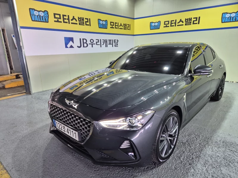 Genesis G70