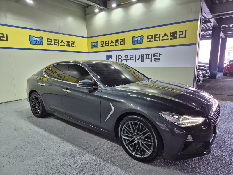 Genesis G70