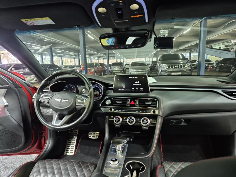 Genesis G70