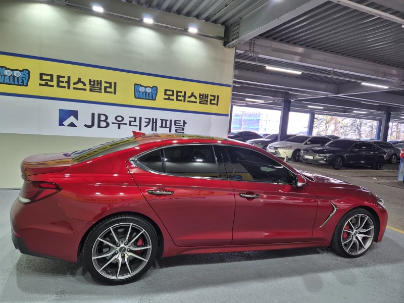 Genesis G70