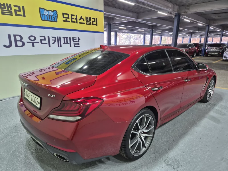 Genesis G70
