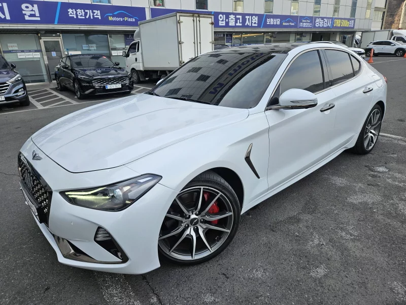 Genesis G70