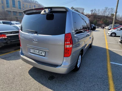 Hyundai Grand Starex