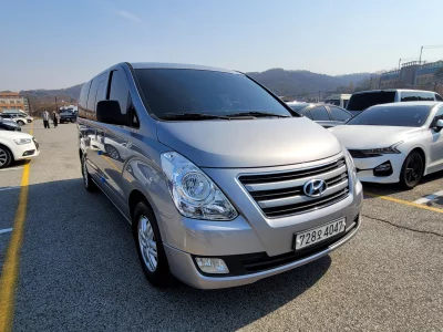 Hyundai Grand Starex