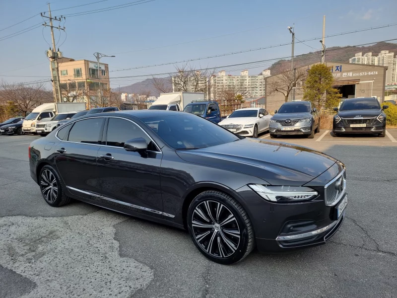 Volvo S90