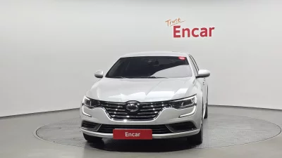Renault SM6