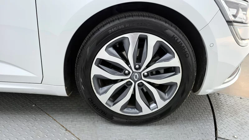 Renault Samsung SM6