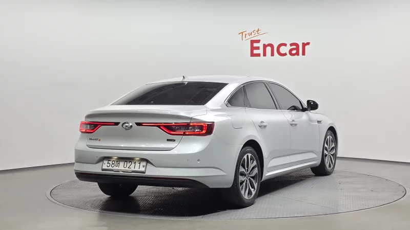 Renault Samsung SM6