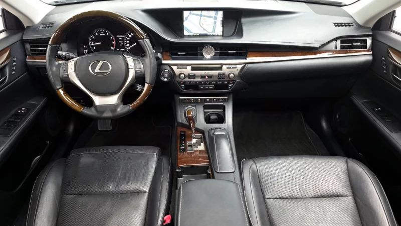 Lexus ES350