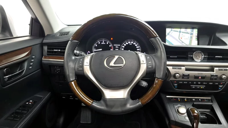 Lexus ES350