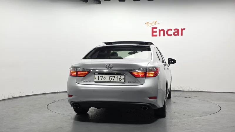 Lexus ES350
