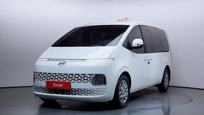 Hyundai Staria