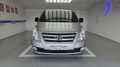 Hyundai Grand Starex