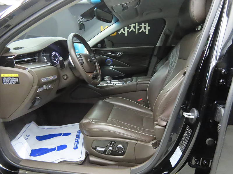 Kia K9