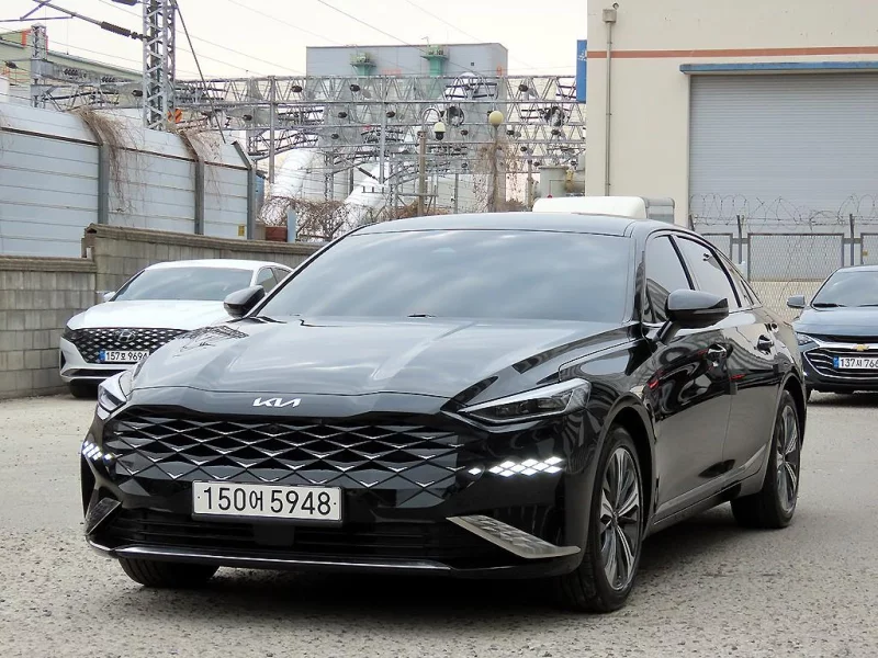Kia K8