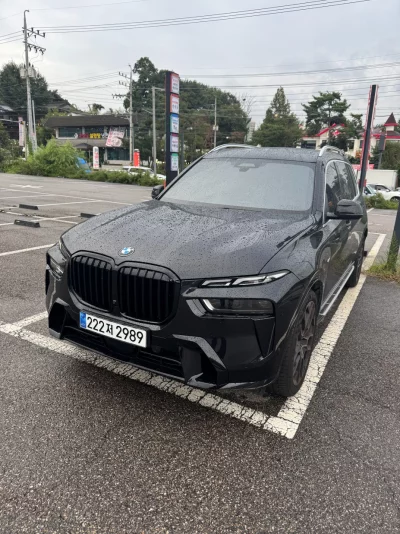 BMW X7