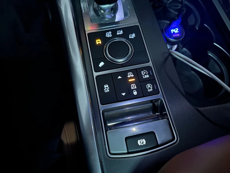 Land Rover RANGE ROVER SPORT