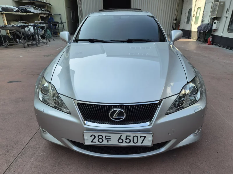 Lexus IS250