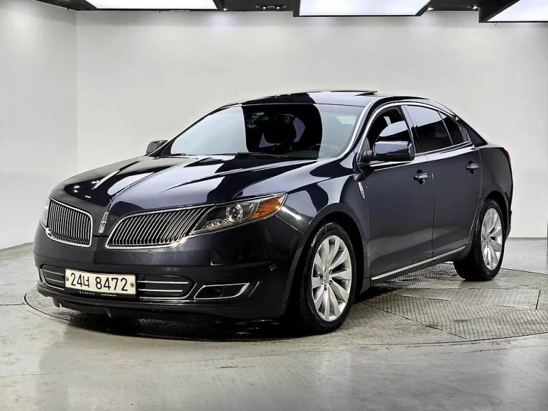 Lincoln MKS