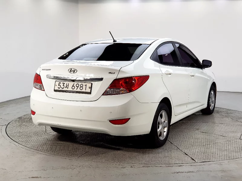 Hyundai Accent