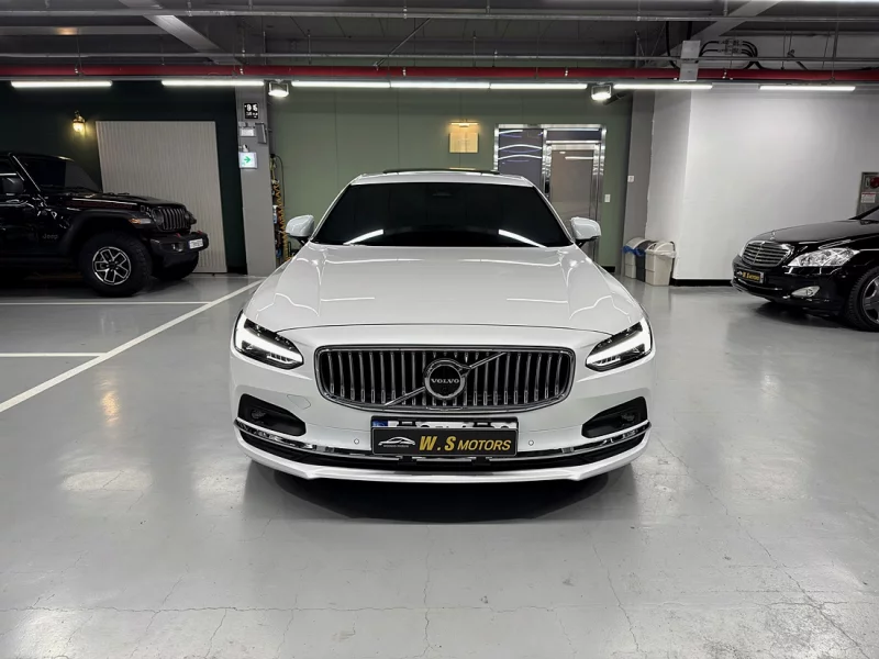 Volvo S90